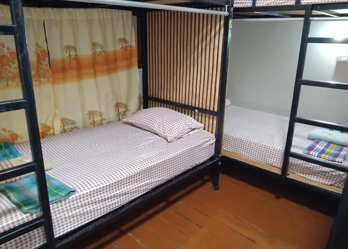 Amazing Khaosan Hostel *